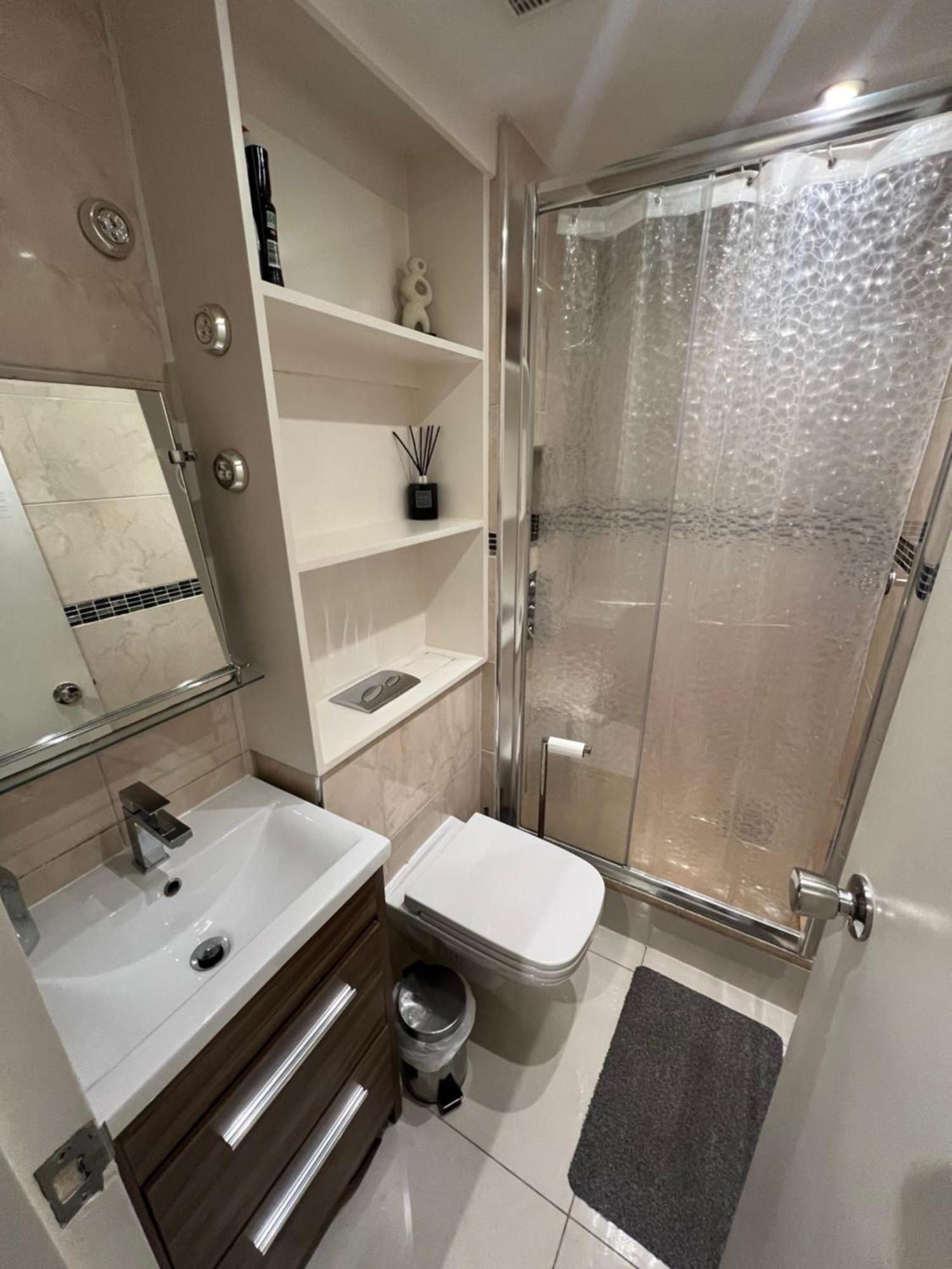Lovely Chelsea Entire Apartment London City Dış mekan fotoğraf